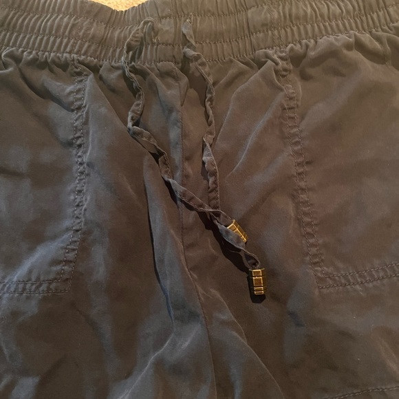 Wishlist Cargo Shorts - Picture 2 of 4